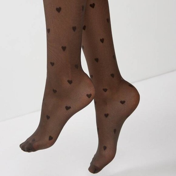 Conte Bonheur 20 Den - Fantasy Women's Tights with a "heart" pattern - Picture 6 of 12